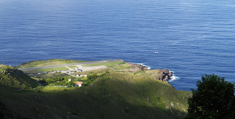 Juancho E. Yrausquin Airport in the Island of Saba