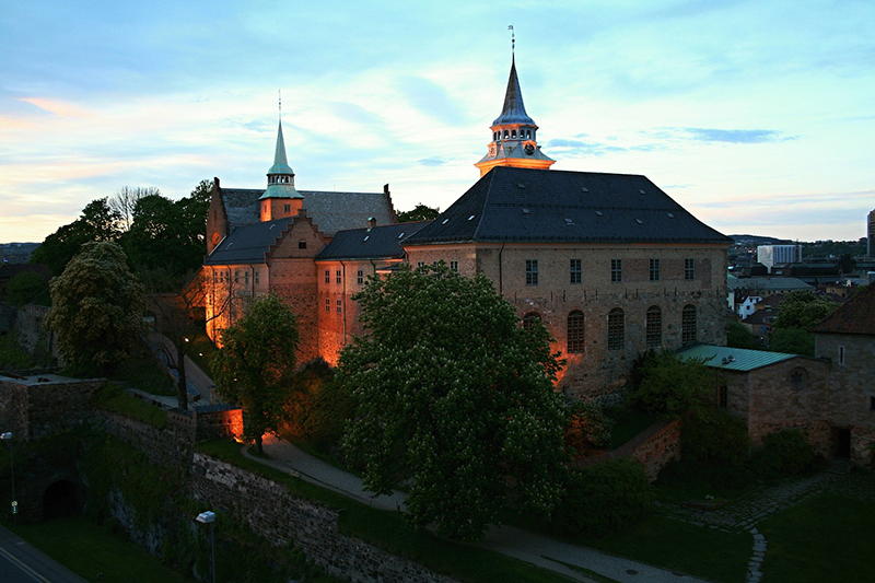 Tour Akershus Castle