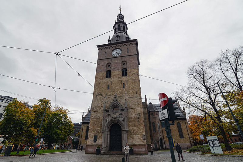 Visit Oslo Cathedral